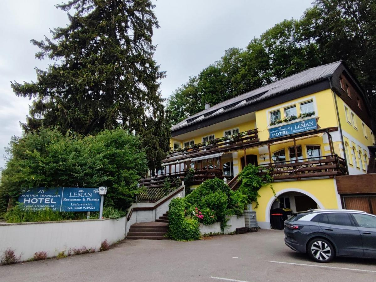 Austria Traveller Hotel Lenzing Exteriör bild
